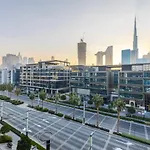 Dhh - Welcome To Your New Home With Splendid Interiors In City Walk Building 11B
