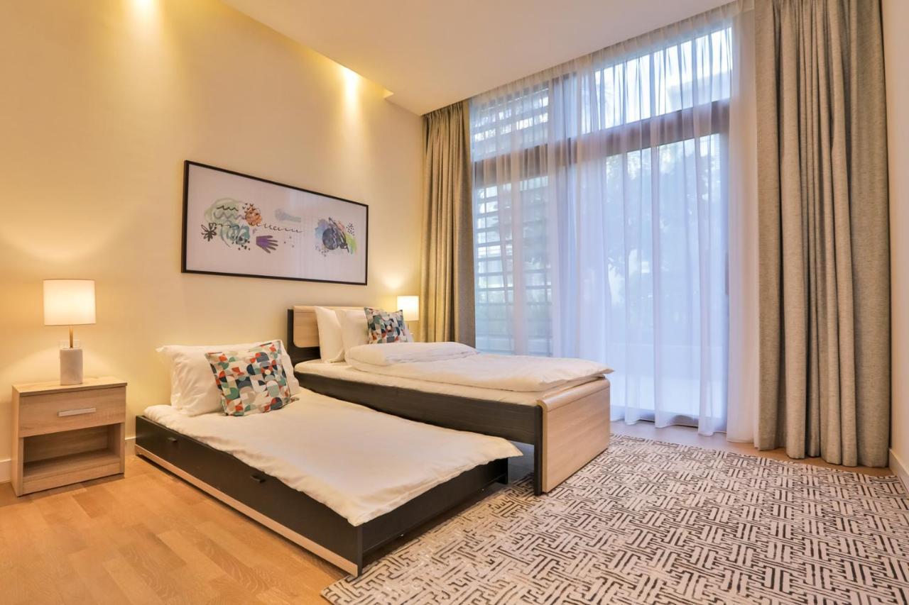 Apartment Dhh - Welcome To Your New With Splendid Interiors In City Walk Building 11b *